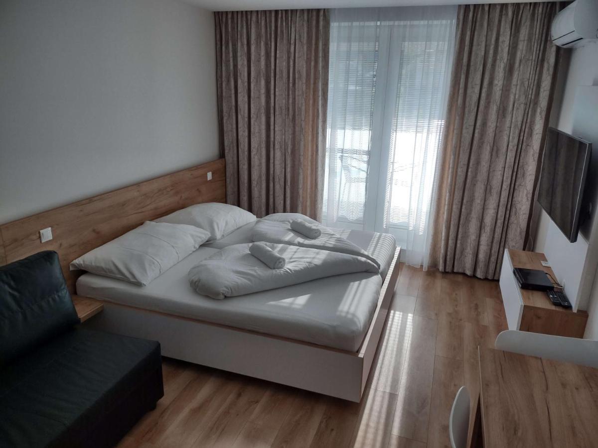 Apartman Kyjev 2 Podhájska Esterno foto